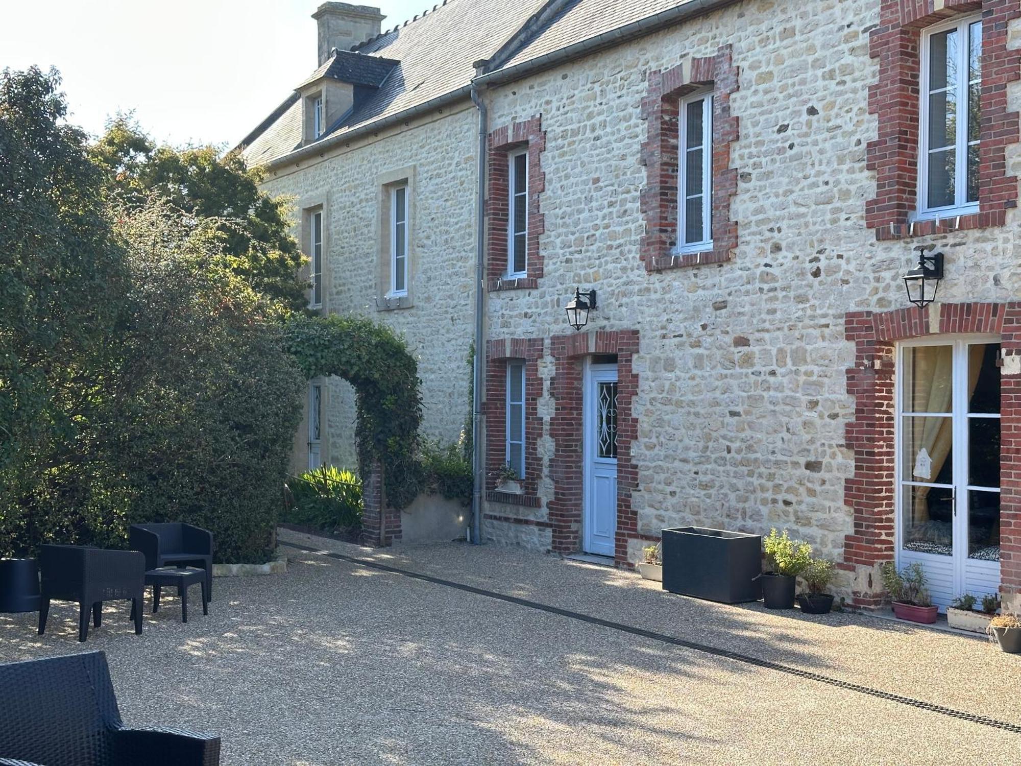 Chambres D'Hotes Le Clos Tassin Colleville-sur-Mer Exterior photo
